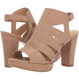 Naturalizer Etta Dress Sandal like new